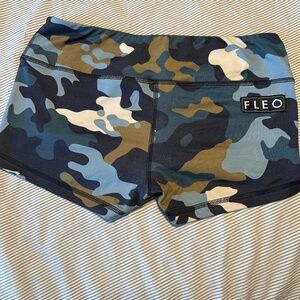 FLEO blue army print shorts 3”